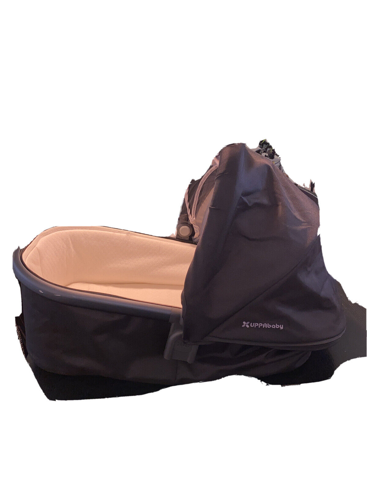 Uppababy Vista Bassinet Slightly Used - Receive Exact Item Pictures, W/ Sunshade